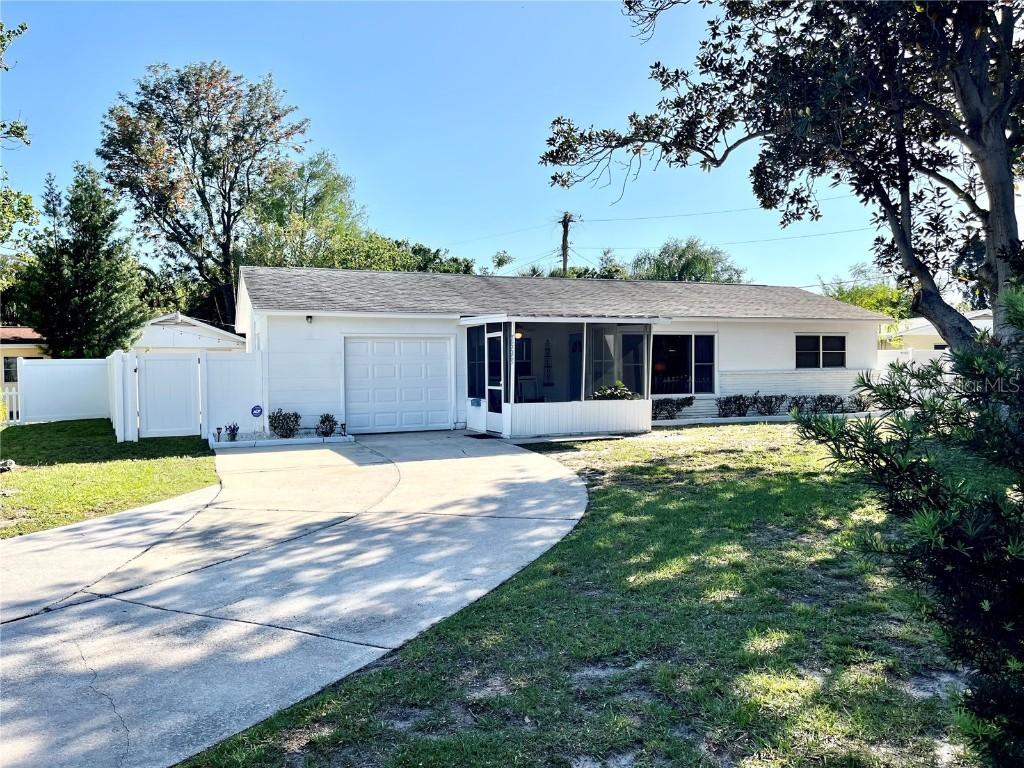 7598 14th St., St Petersburg, FL 33702