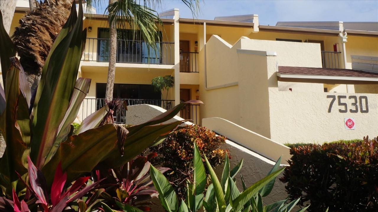 7530 Sunshine Skyway Ln. #115, St Petersburg, FL 33711
