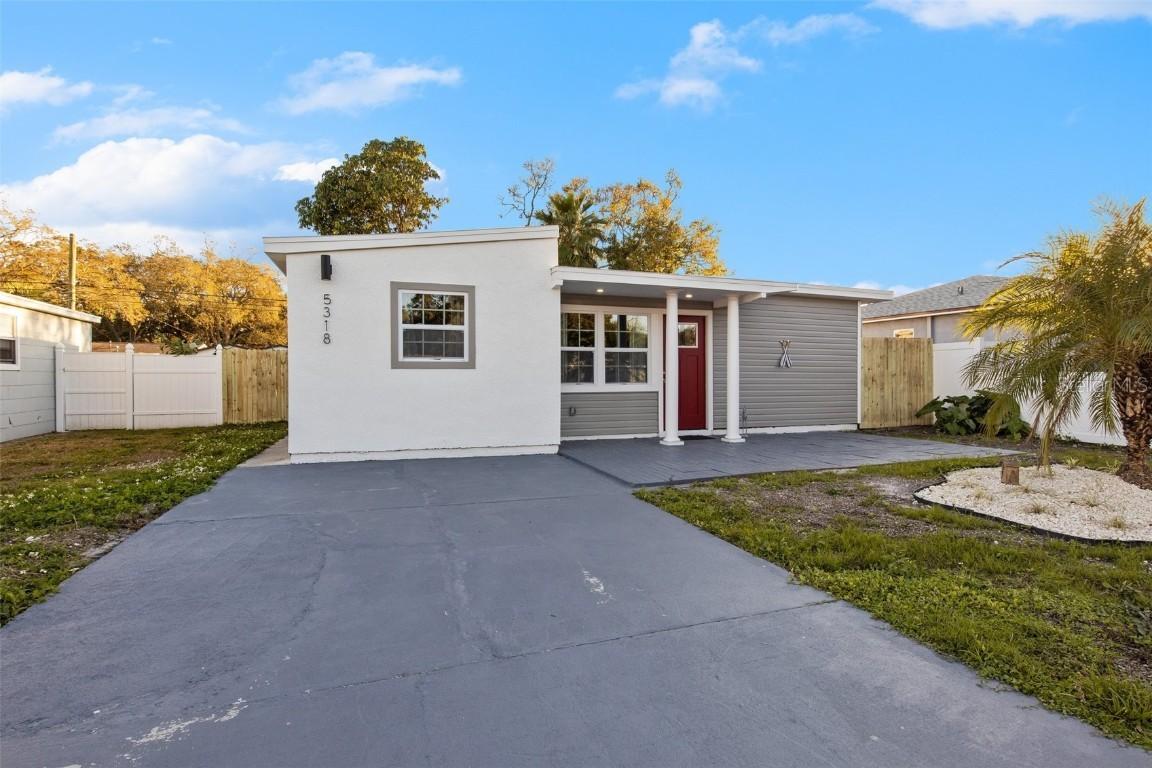 5318 9th Ave., St Petersburg, FL 33710