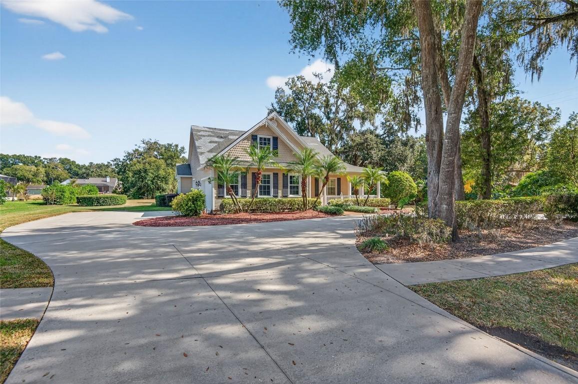 3533 Sam Allen Oaks Cir., Plant City, FL 33565