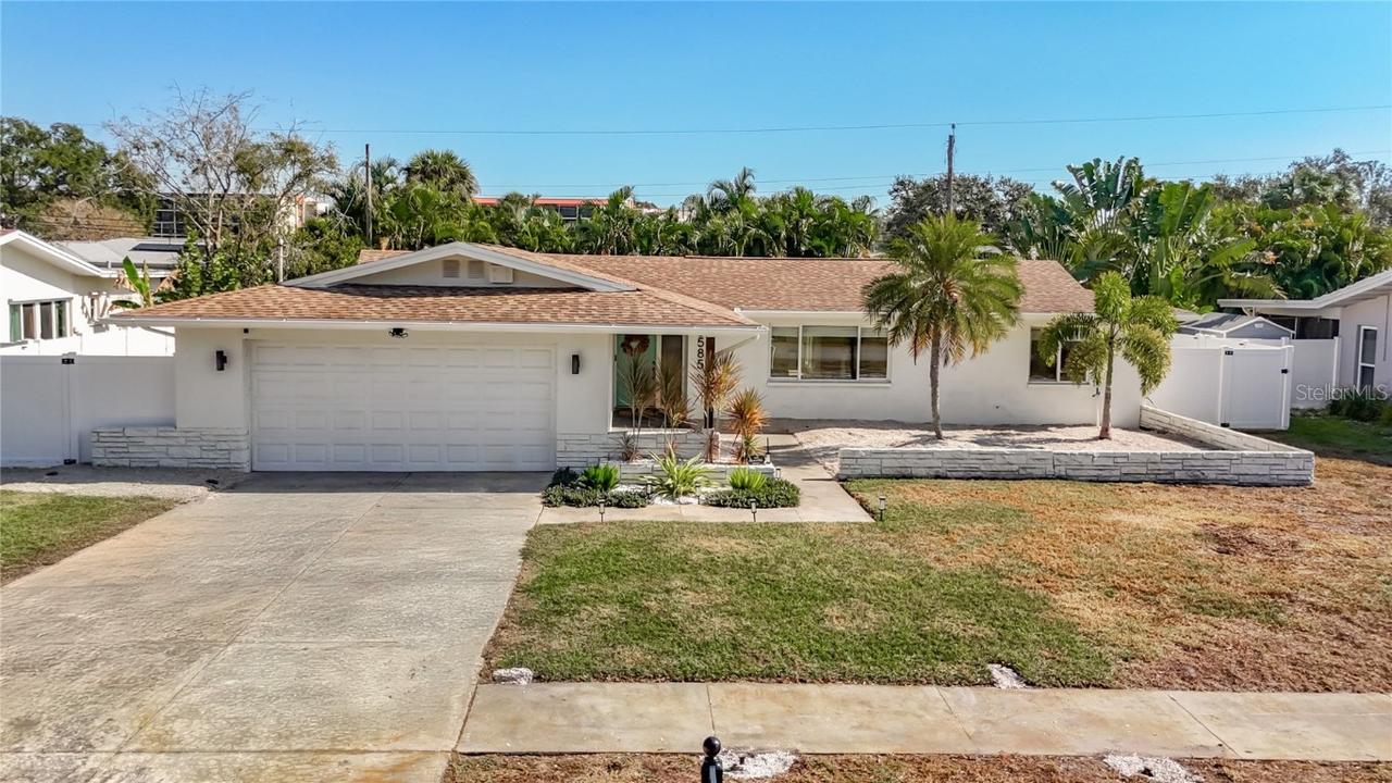 9585 Portside Dr., Seminole, FL 33776