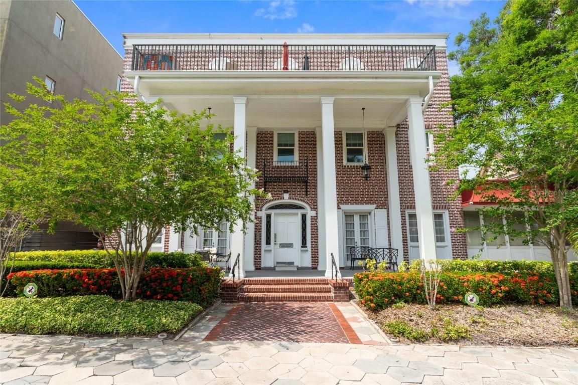 219 4th Ave. #201, St Petersburg, FL 33701