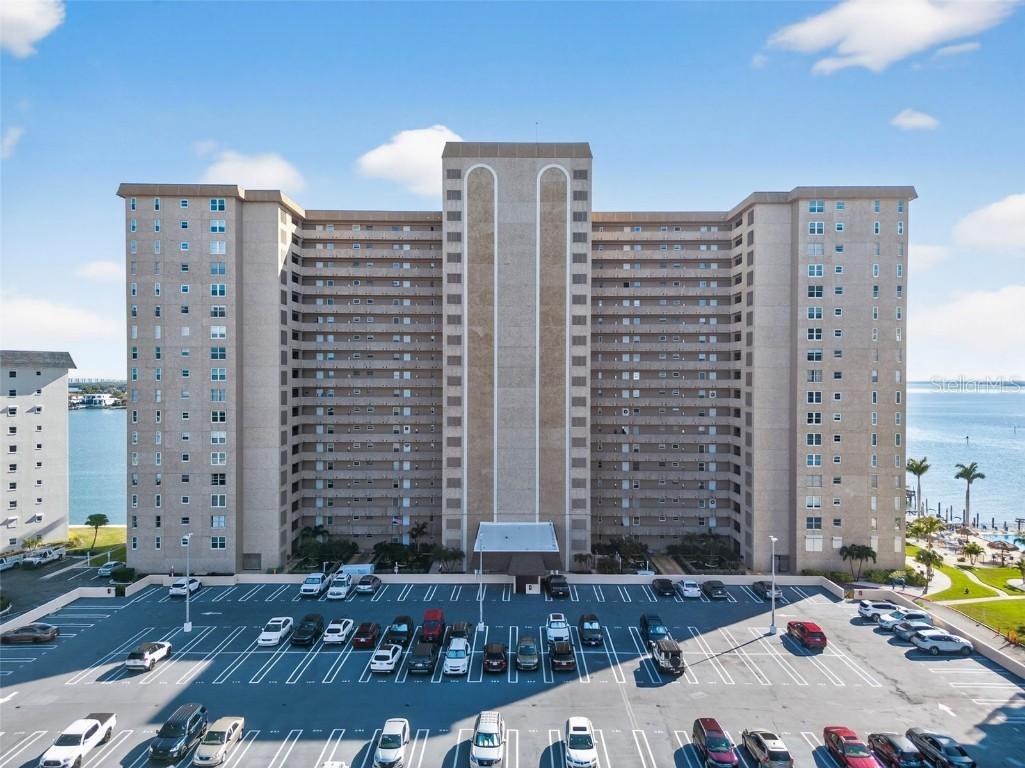 5200 Brittany Dr. #710, St Petersburg, FL 33715