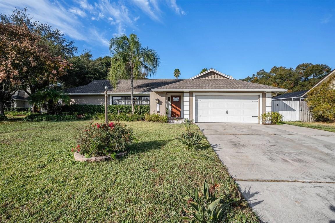 202 Running Horse Rd., Seffner, FL 33584