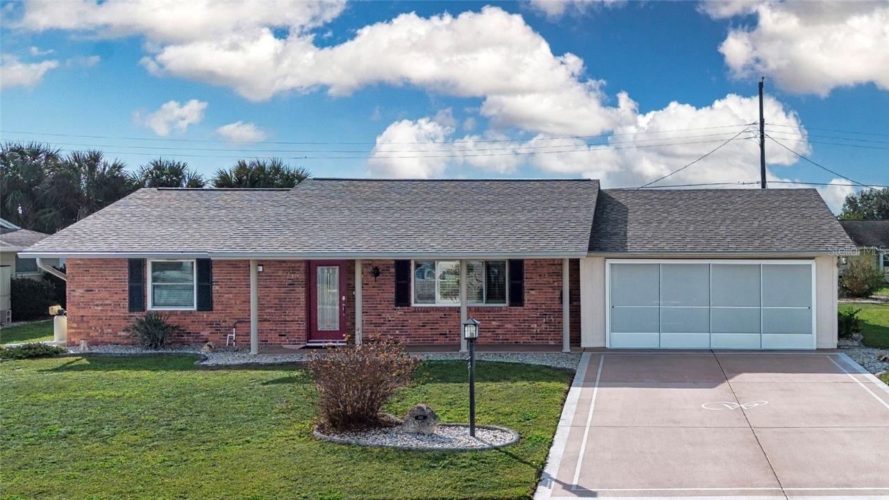 618 Oakmont Ave., Sun City Center, FL 33573