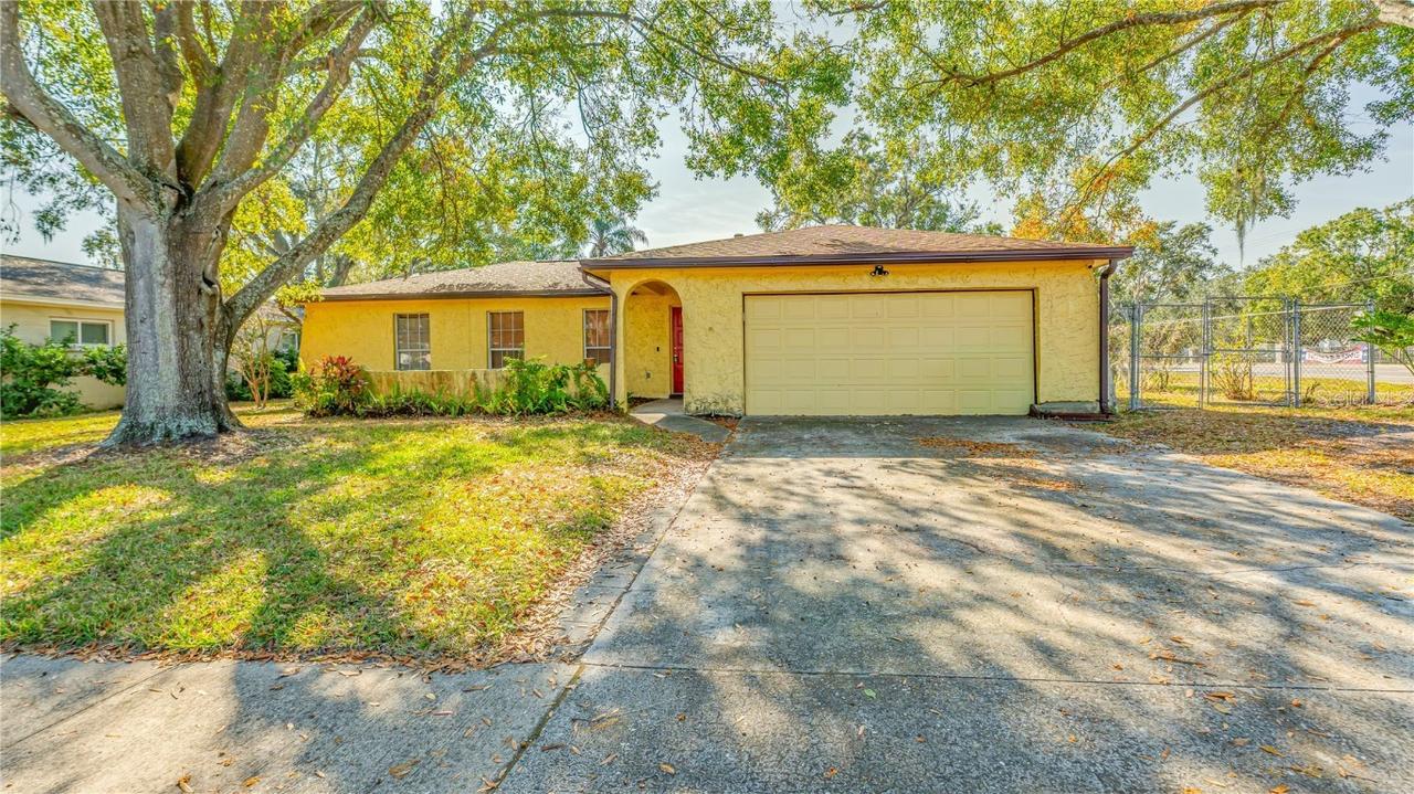 633 Huntington St., Brandon, FL 33511