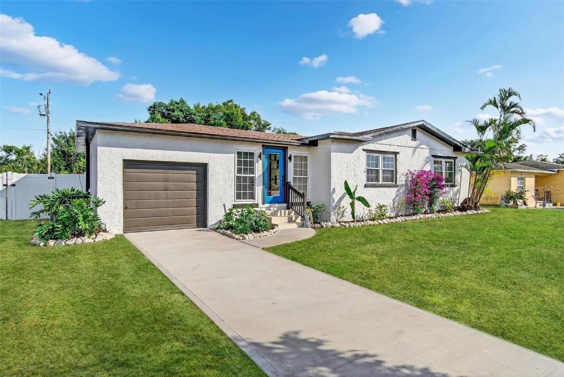 4709 Mineola St., Bradenton, FL 34207