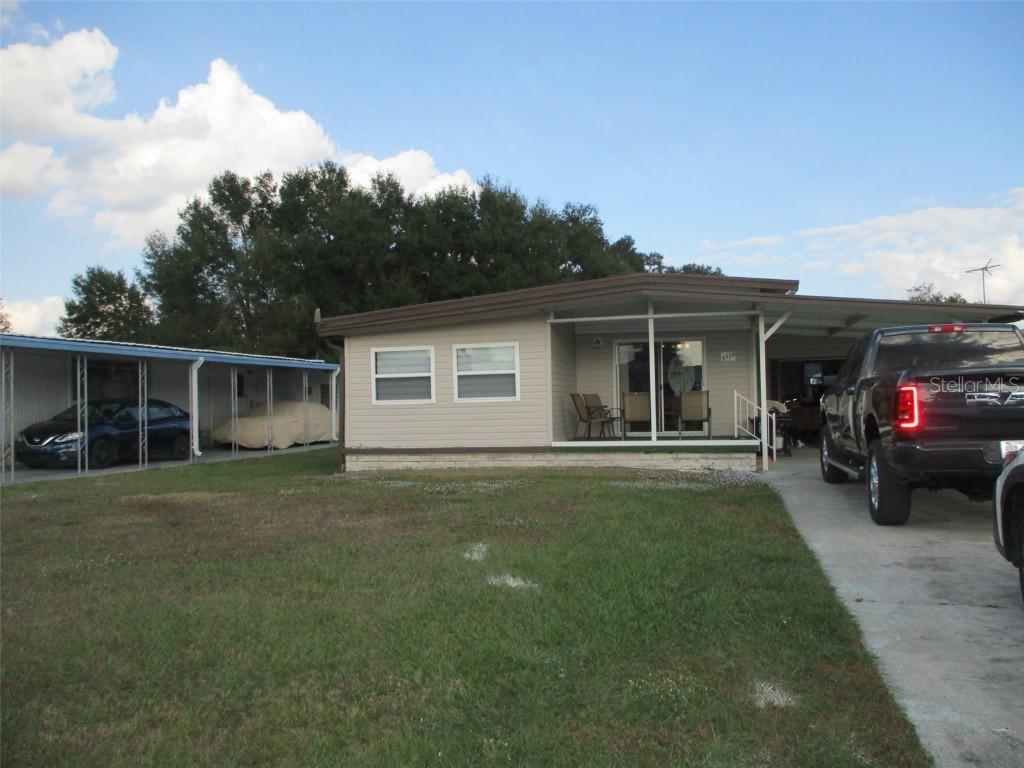 3710 Castle Dr., Zephyrhills, FL 33540