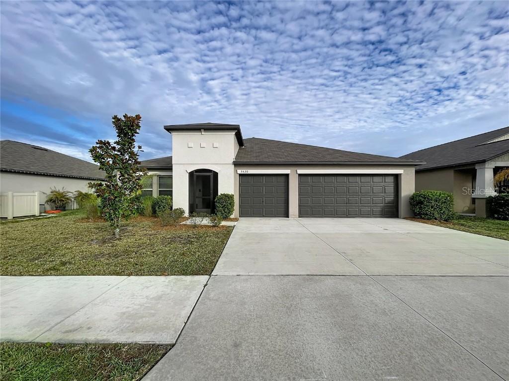 5420 Leslie Canyon Dr., Wimauma, FL 33598