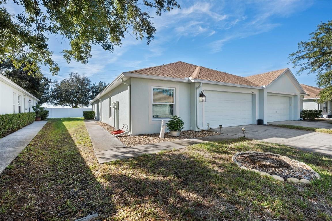 5649 Autumn Shire Dr., Zephyrhills, FL 33541