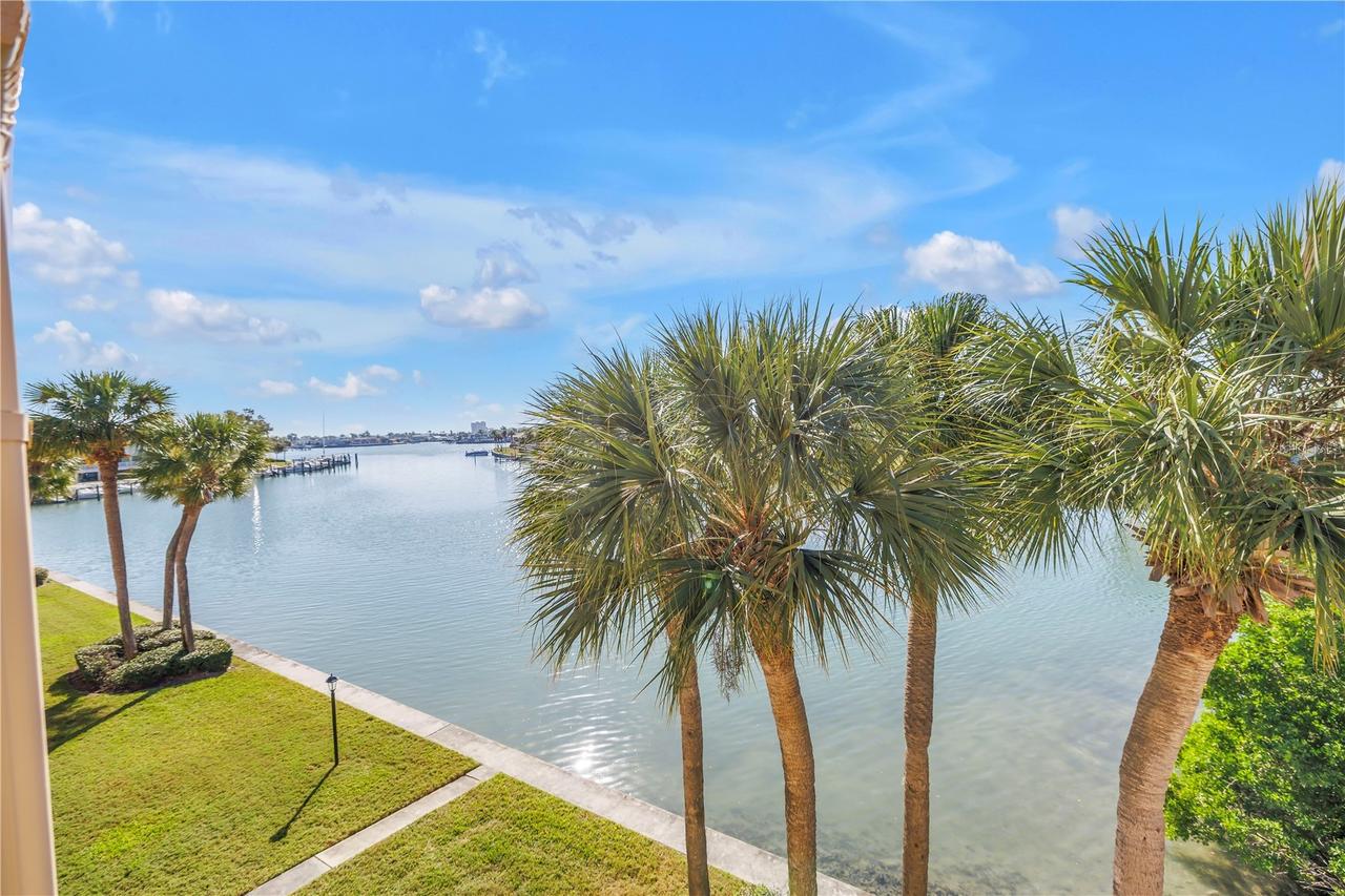 419 Haven Point Dr., Treasure Island, FL 33706