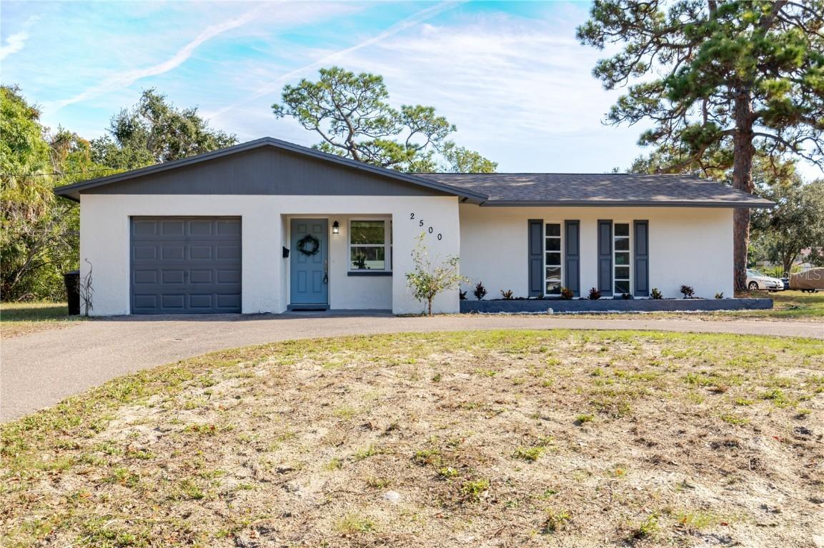 2500 Miranda Way, St Petersburg, FL 33712