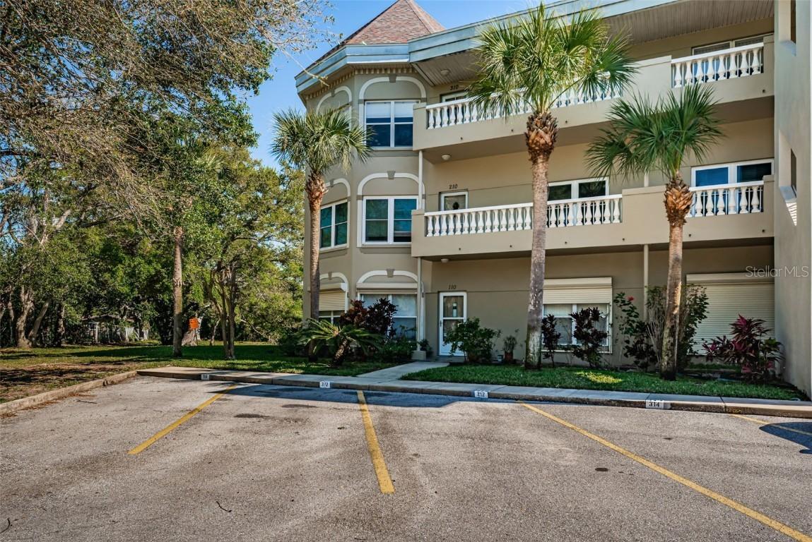 2019 Utopian Dr. #310, Clearwater, FL 33763