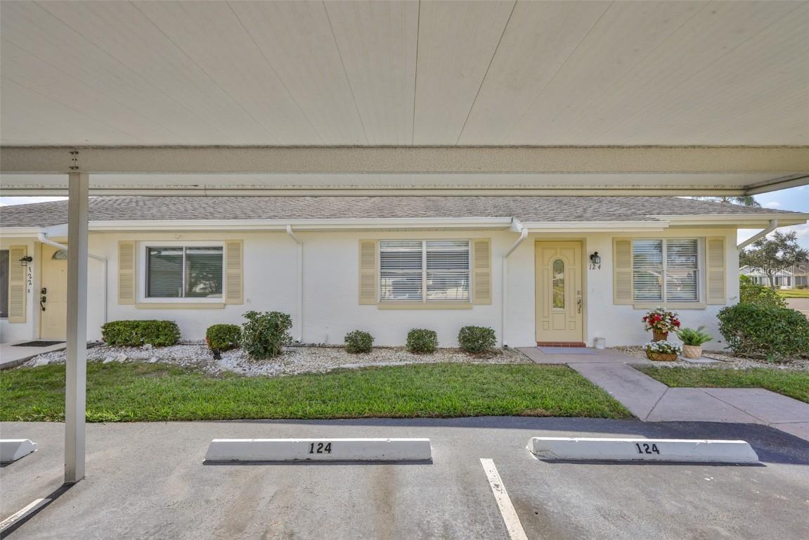 124 Gloucester Blvd. #355J, Sun City Center, FL 33573