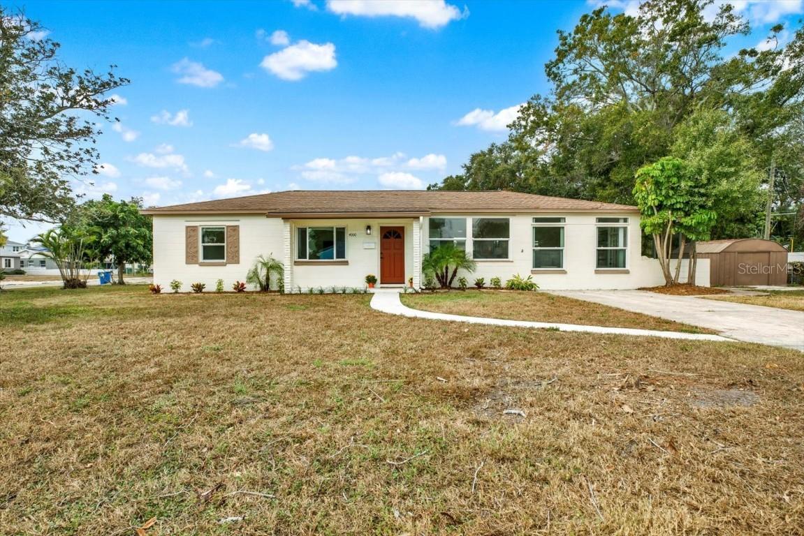 4000 Locust St., St Petersburg, FL 33703