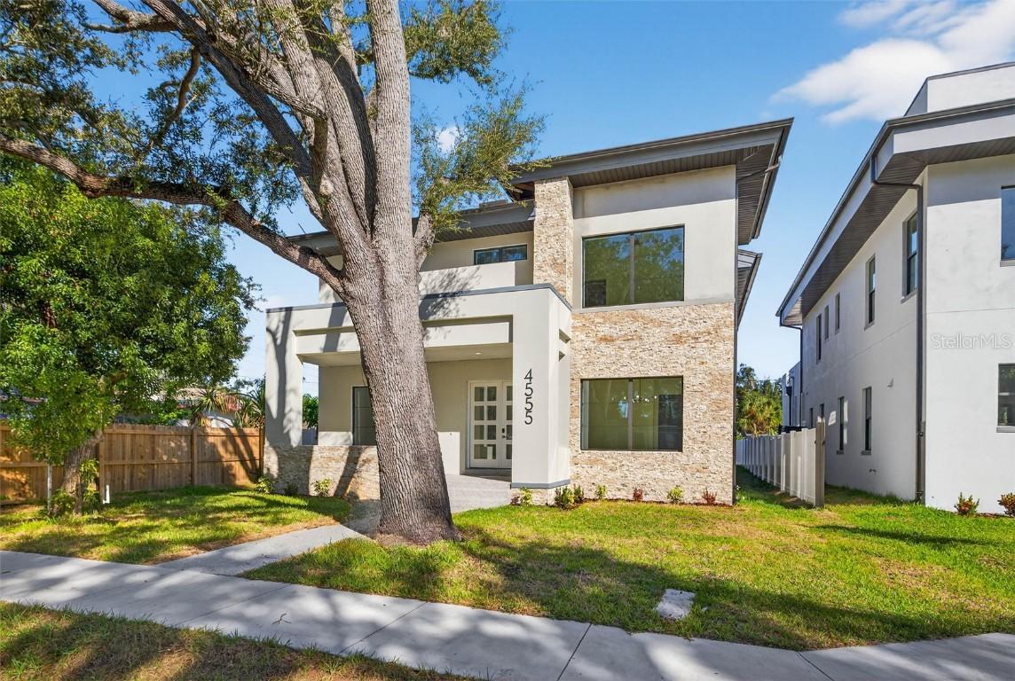 4555 26th Ave., St Petersburg, FL 33711