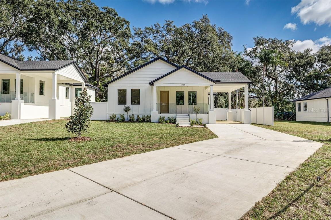 7905 N Greenwood Ave., Tampa, FL 33604