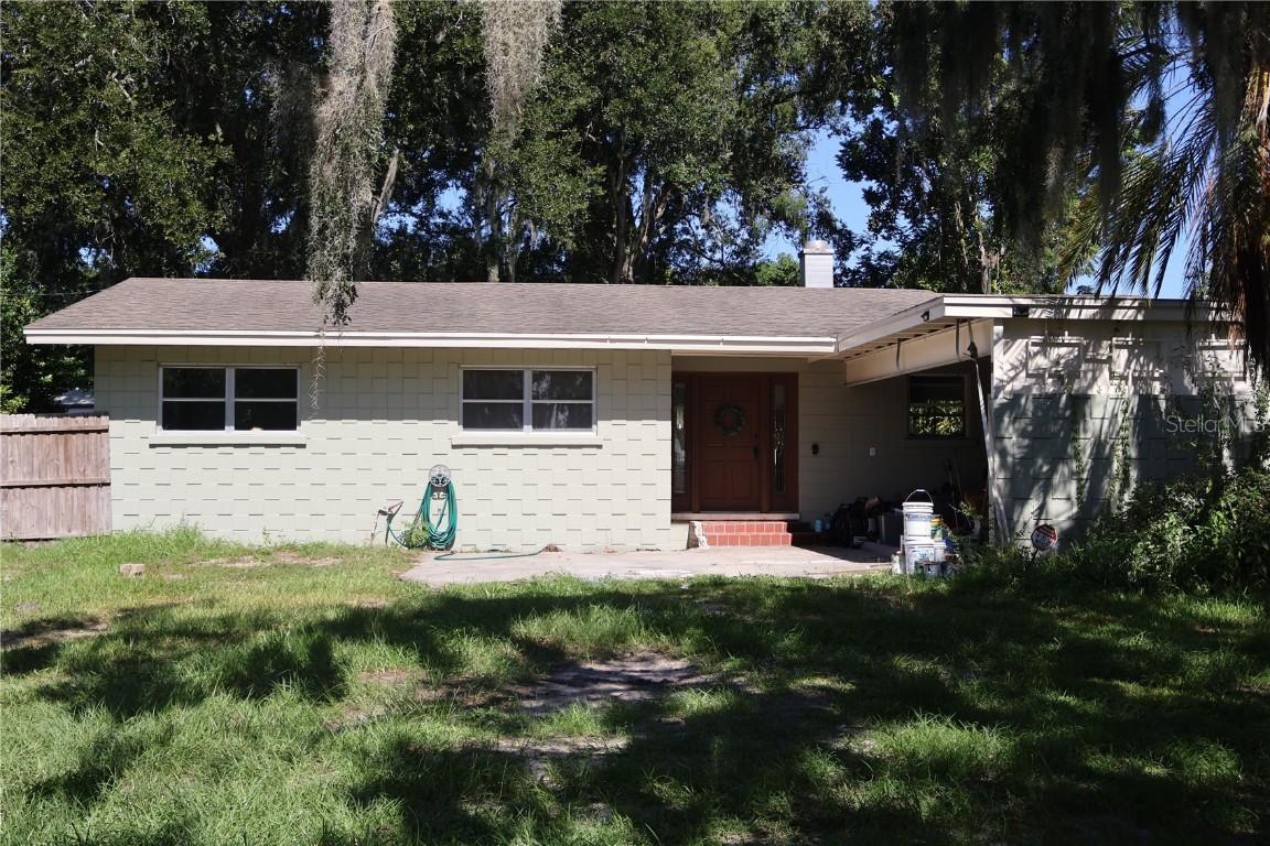 412 W Lake Summit Dr., Winter Haven, FL 33884