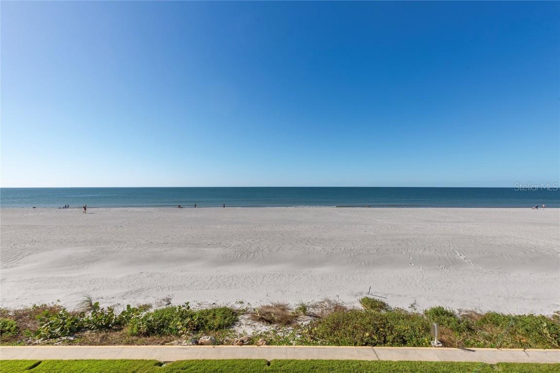 2900 Gulf Blvd. #202, Belleair Beach, FL 33786