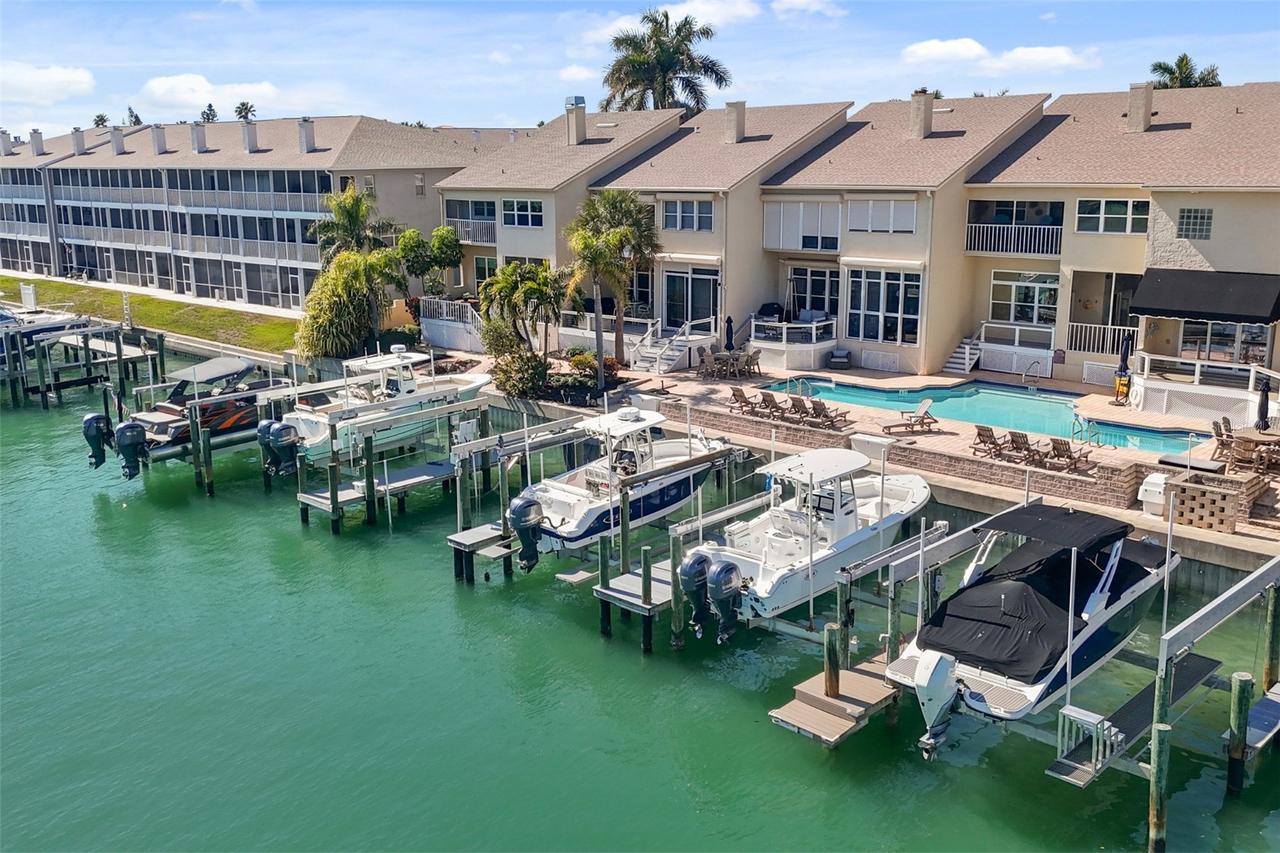 487 Pinellas Bayway #6, St Petersburg, FL 33715