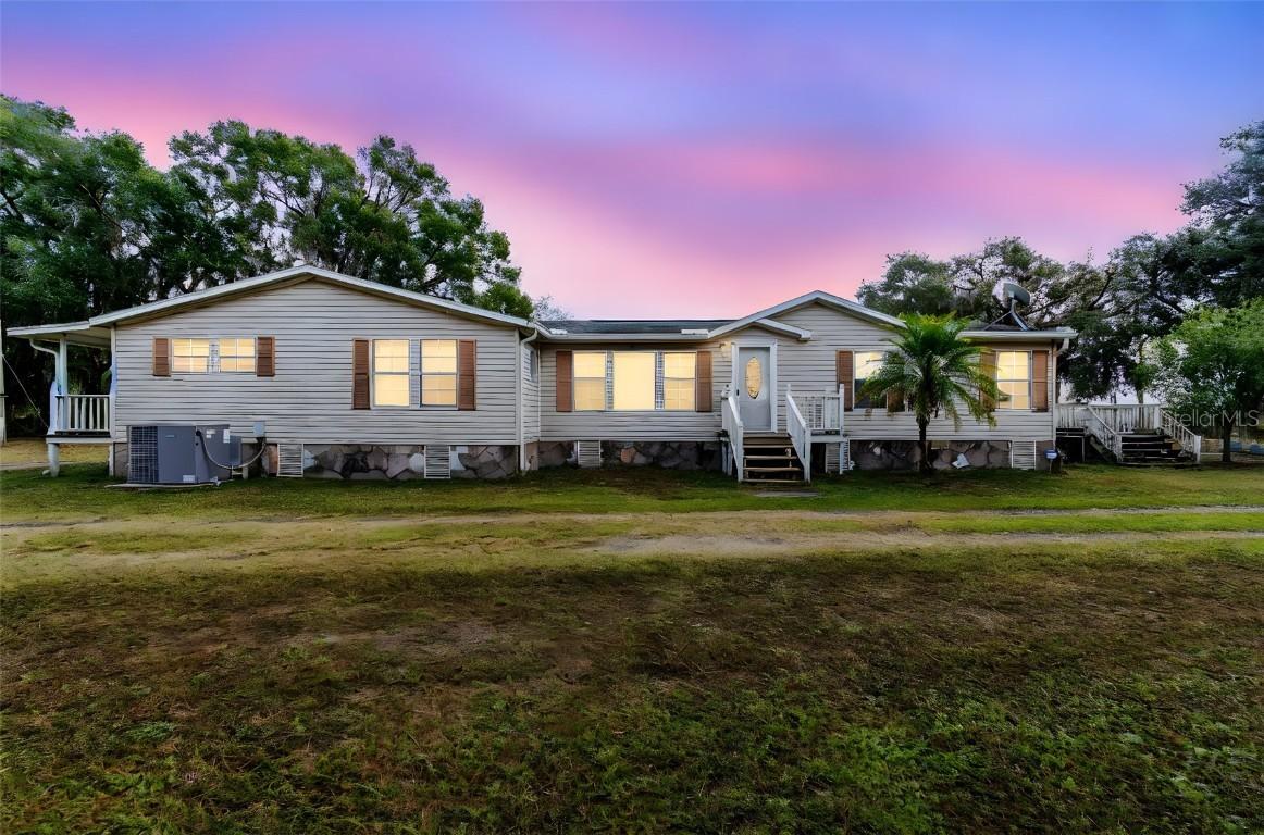 1814 Wise Rd., Zephyrhills, FL 33540