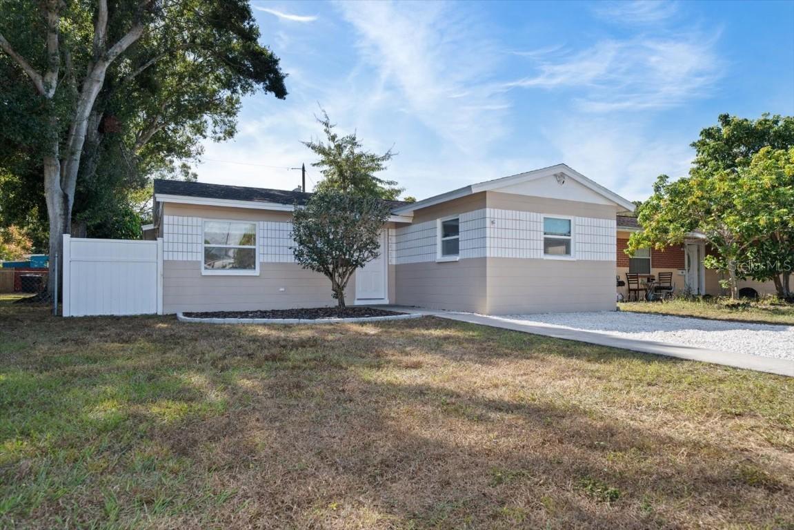 4028 12th Ave., St Petersburg, FL 33713