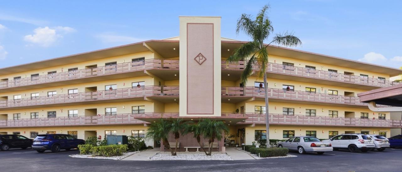 6188 80th St. #310, St Petersburg, FL 33709