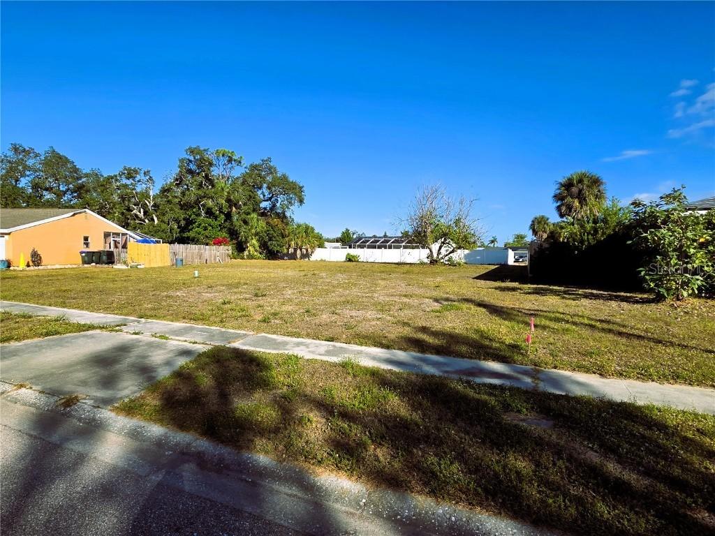 5145 Densaw Rd., North Port, FL 34287