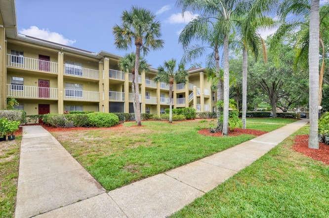 2690 Coral Landings Blvd. #415, Palm Harbor, FL 34684