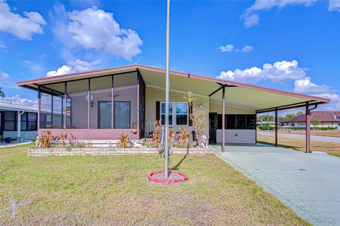 35827 Brisa Dr., Zephyrhills, FL 33541