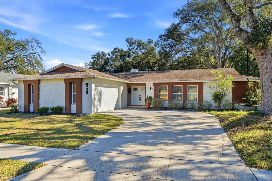 10997 117th St., Largo, FL 33778