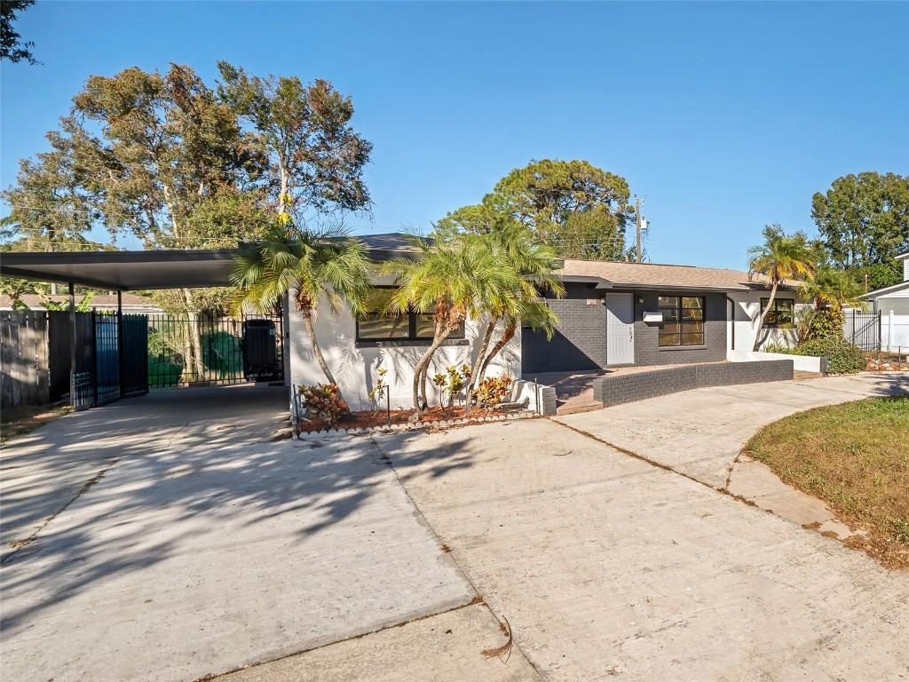 1899 66th Ave., St Petersburg, FL 33702