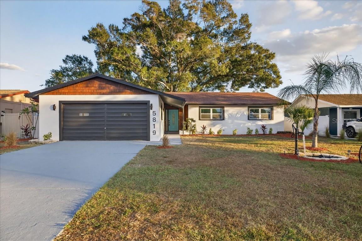 5819 Tampa Shores Blvd., Tampa, FL 33615