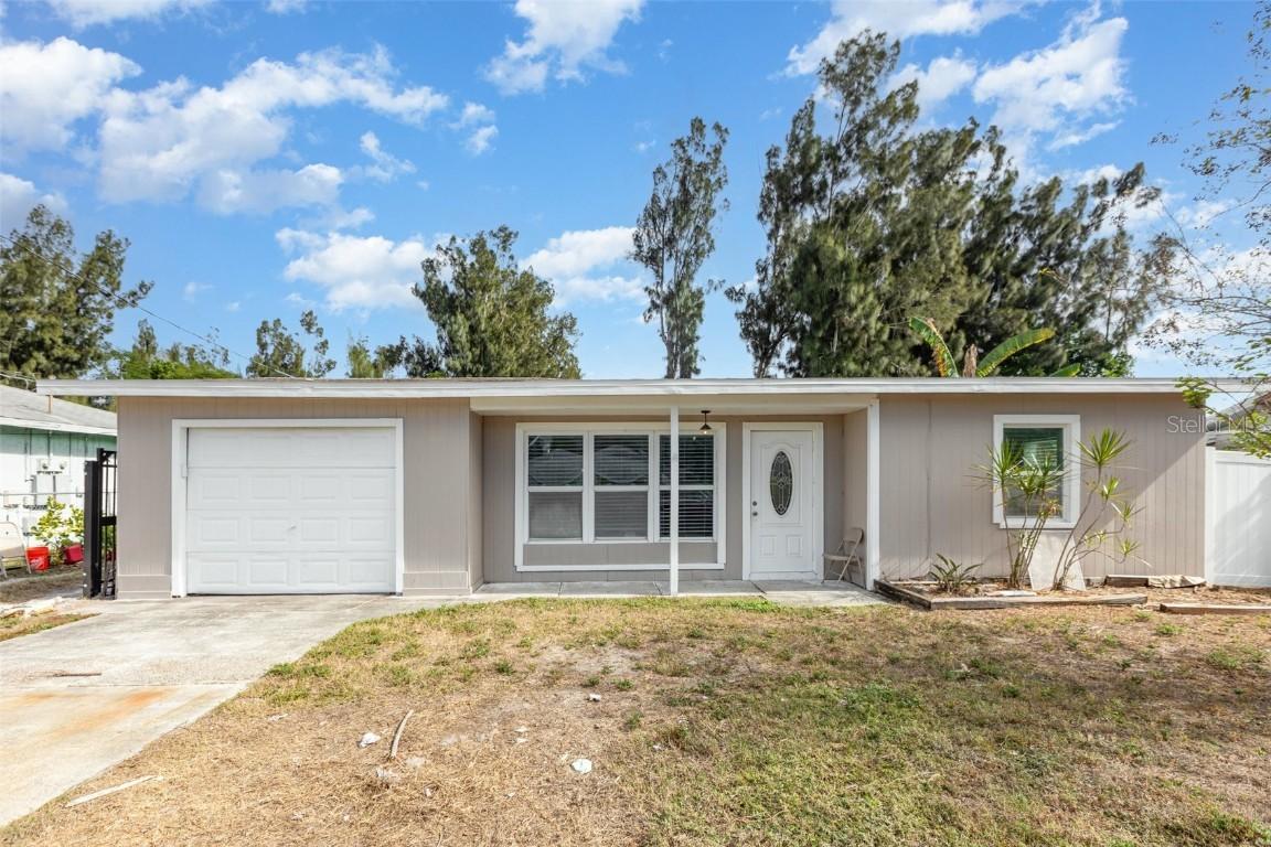 [Address Hidden by Seller], Bradenton, FL 34207