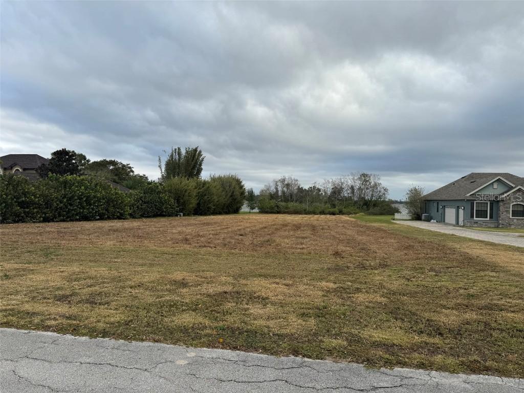 2060 Kennwood Grove Ln., Auburndale, FL 33823