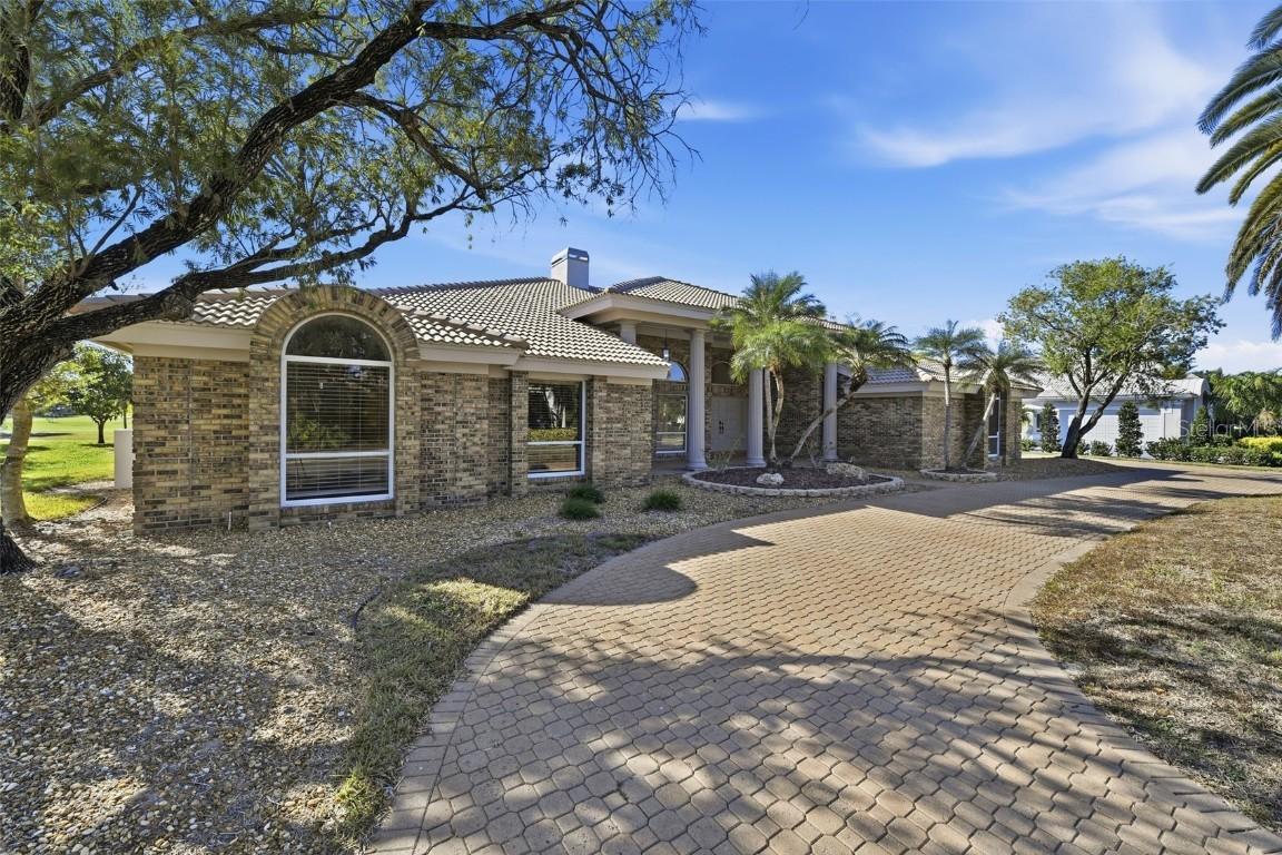 4268 Las Palmas Way, Sarasota, FL 34238