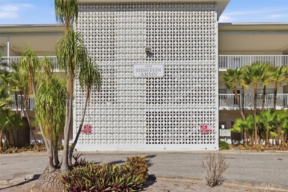 5155 9th Ave. #310, St Petersburg, FL 33710