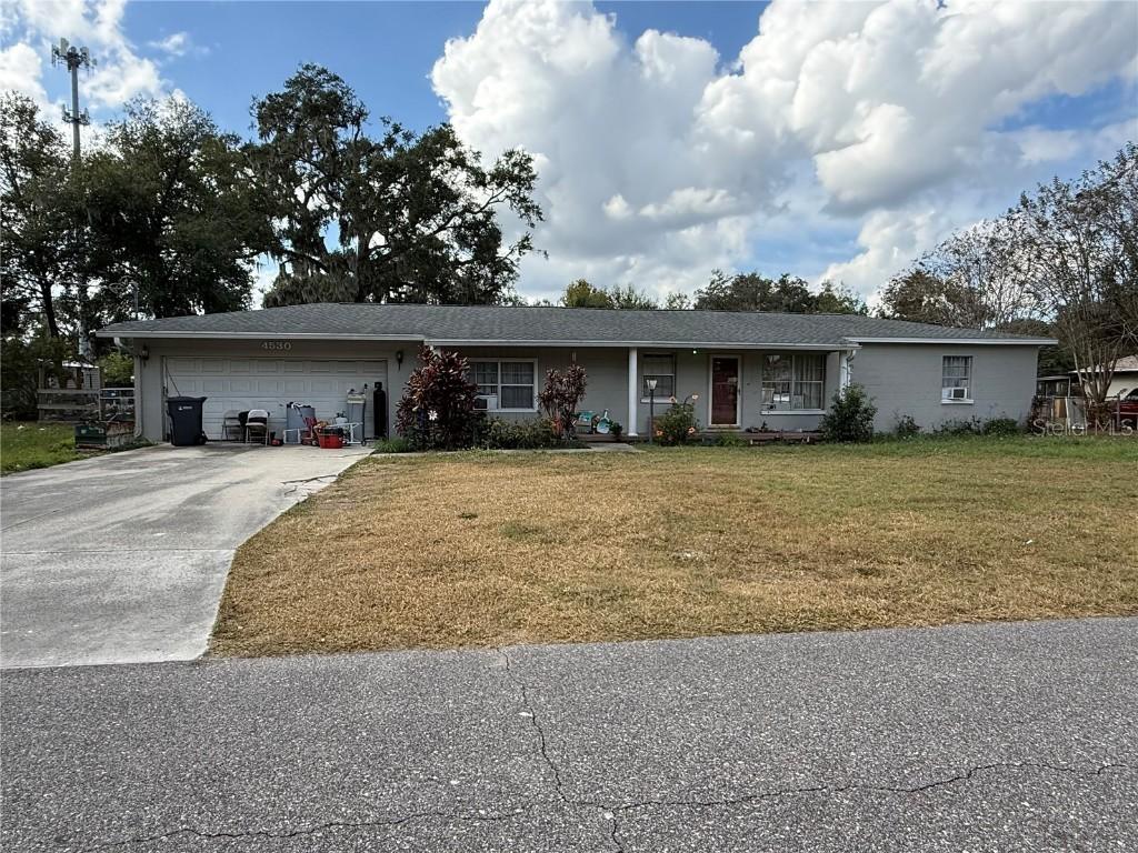 4530 Swinger Rd., Dover, FL 33527
