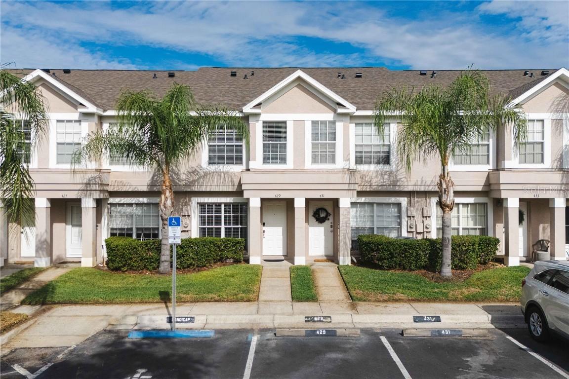 429 Kensington Lake Cir., Brandon, FL 33511