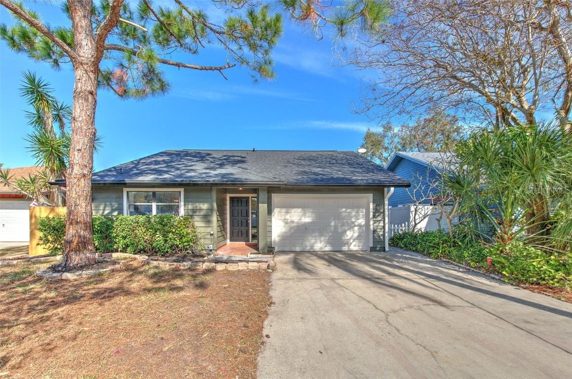 2745 Whispering Dr., Largo, FL 33771