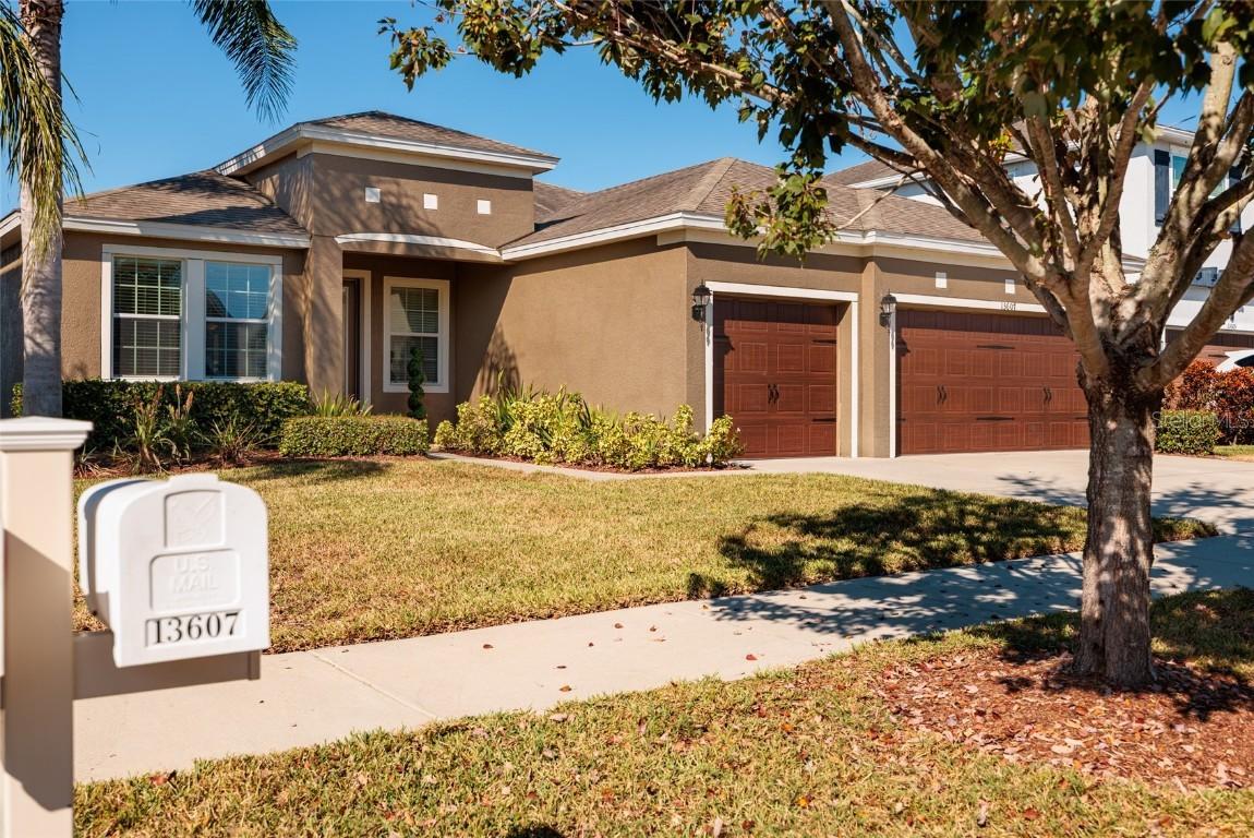 13607 Artesa Bell Dr., Riverview, FL 33579