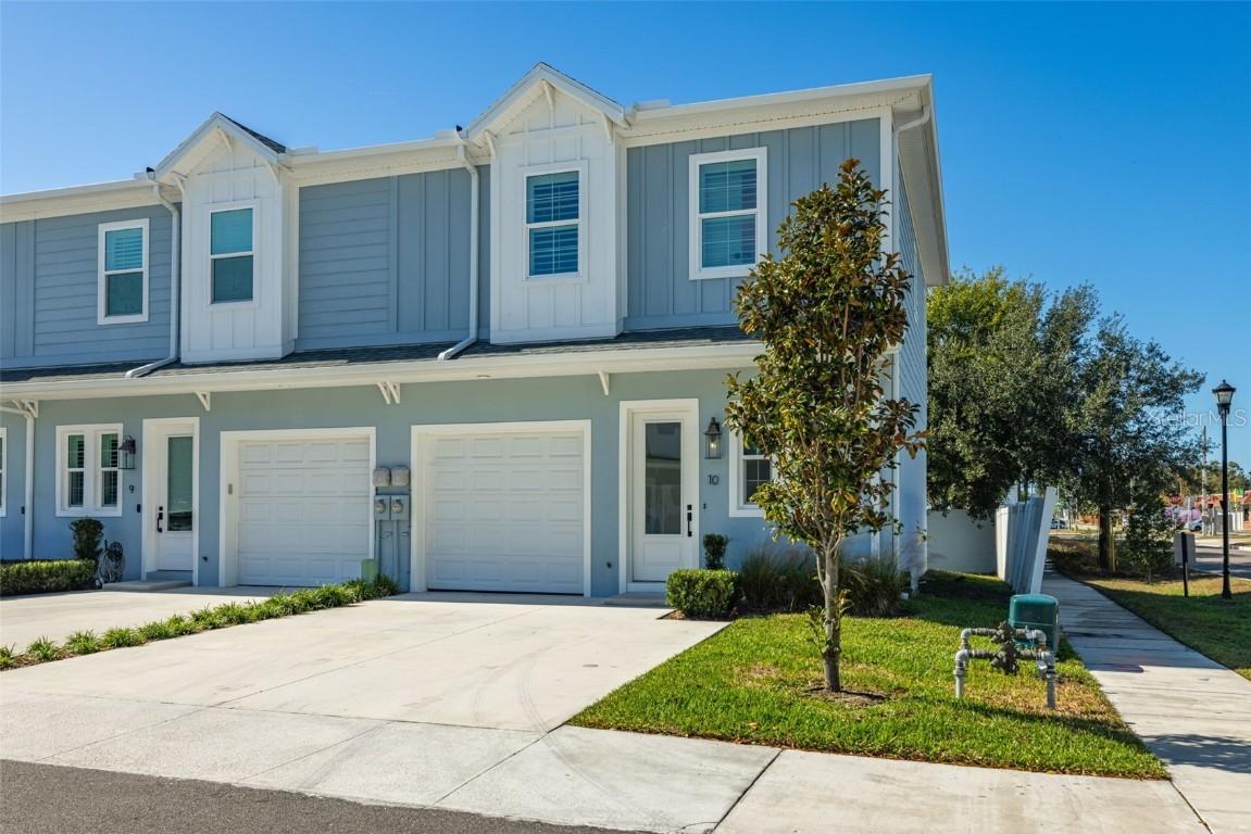 3722 W Mango Ave. #10, Tampa, FL 33611