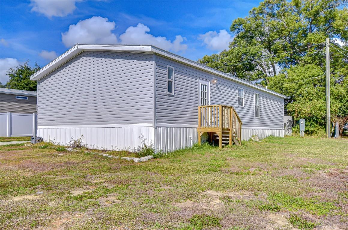 37749 Geiger Rd., Zephyrhills, FL 33542