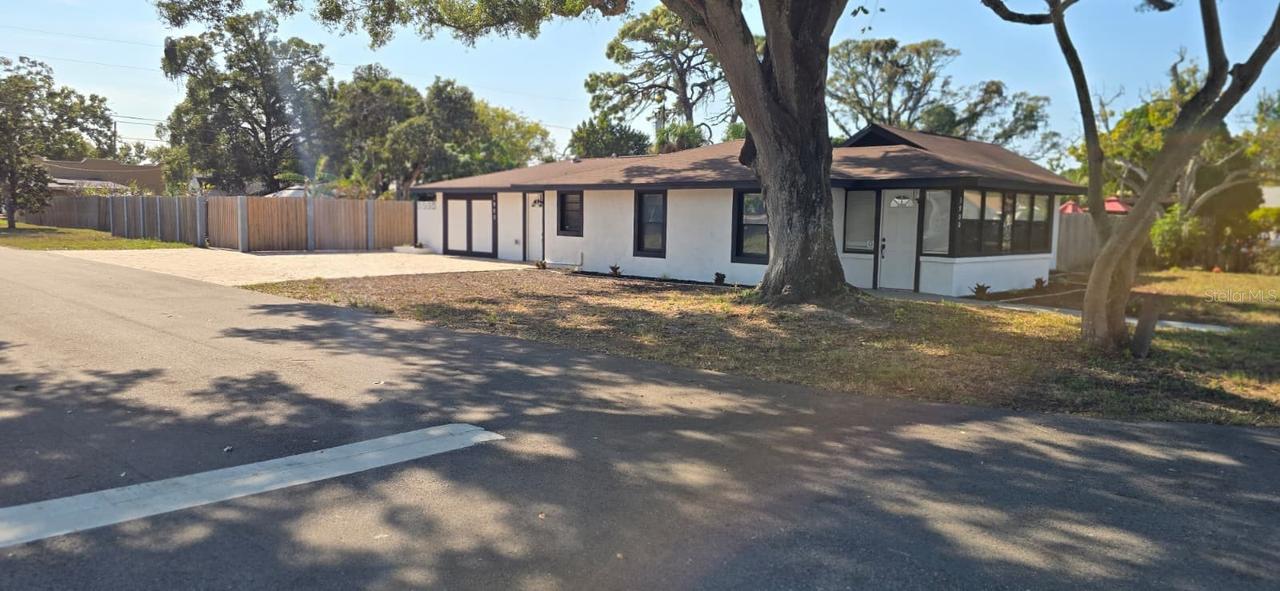3900 50th Ave., St Petersburg, FL 33714