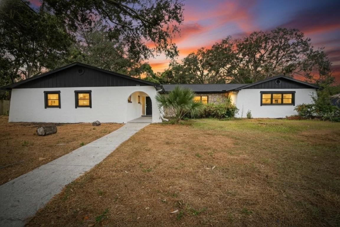 2512 Brucken Rd., Brandon, FL 33511