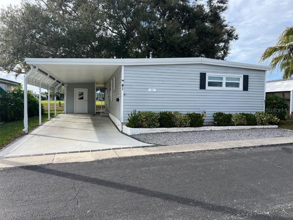 41 Thatch Palm St., Largo, FL 33770