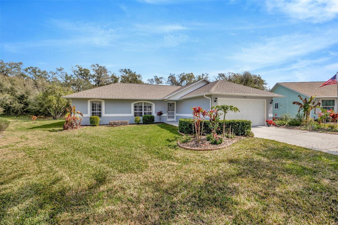 37157 Foxrun Pl., Zephyrhills, FL 33542