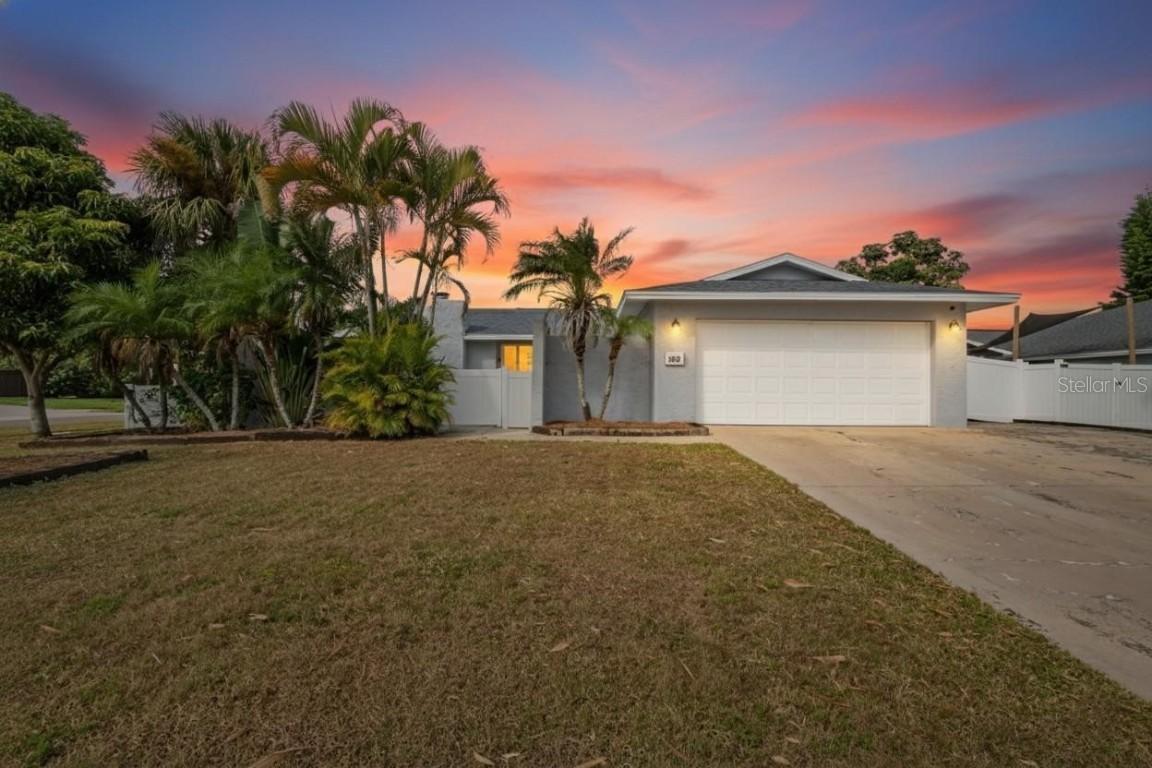 5802 Tampa Shores Blvd., Tampa, FL 33615