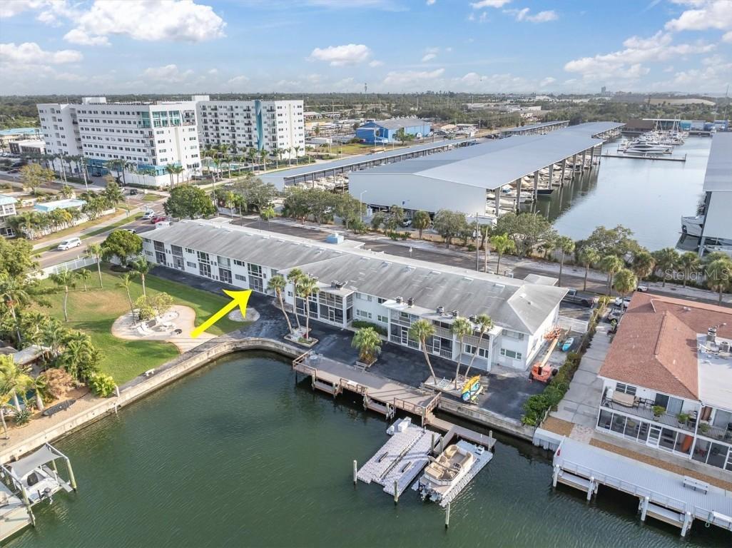 3717 46th Ave. #6, St Petersburg, FL 33711