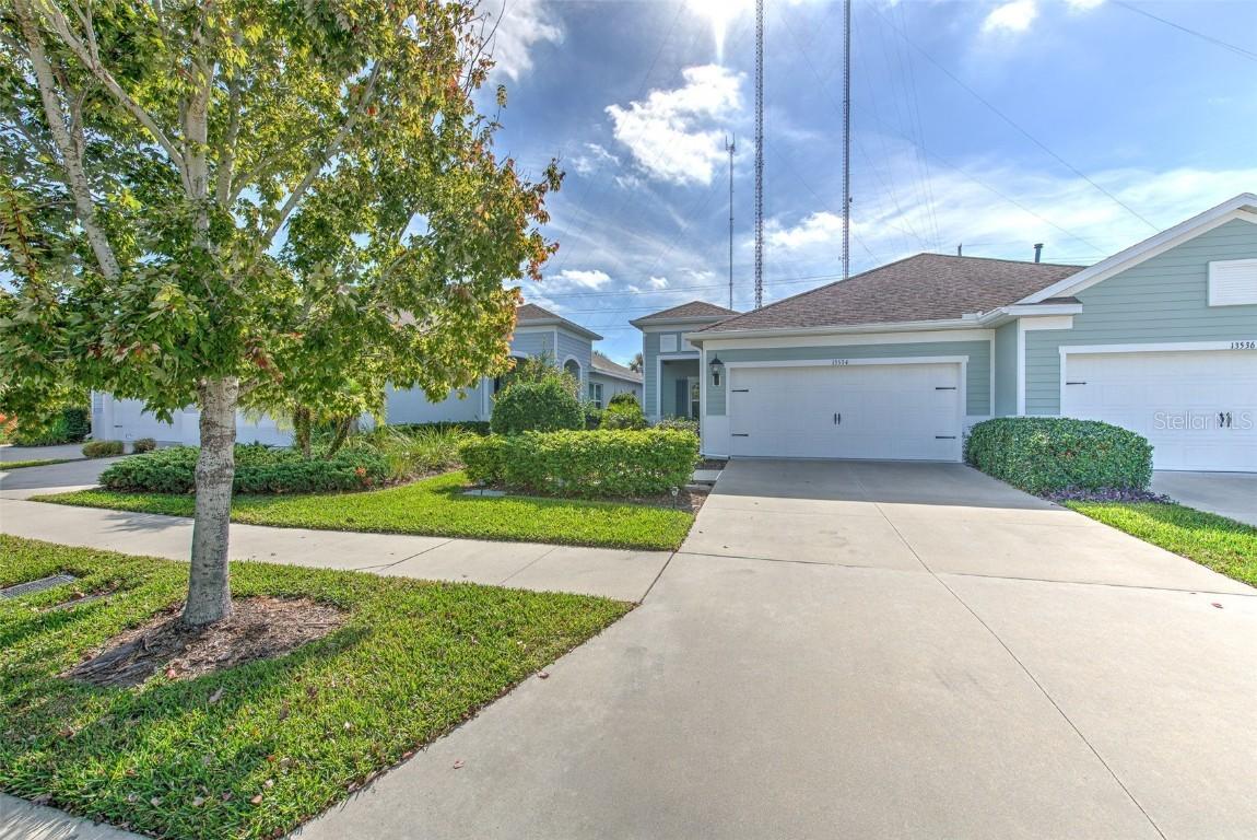 13534 Circa Crossing Dr., Lithia, FL 33547